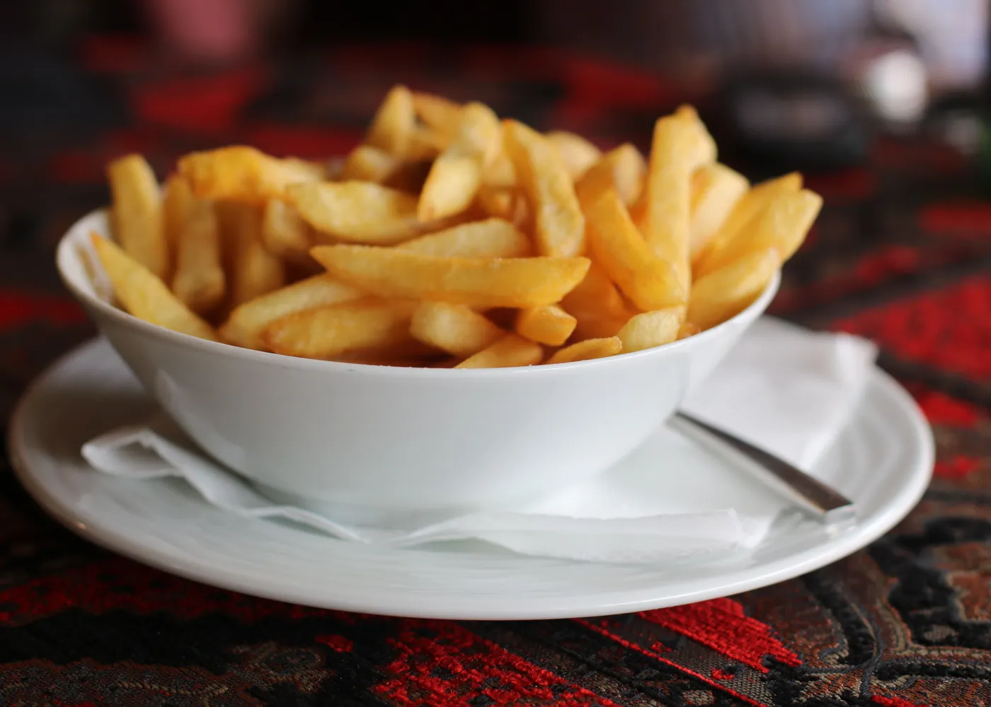 Batata frita na air fryer